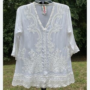 JOHNNY WAS Embroidered Ivory Scalloped Hem Blouse